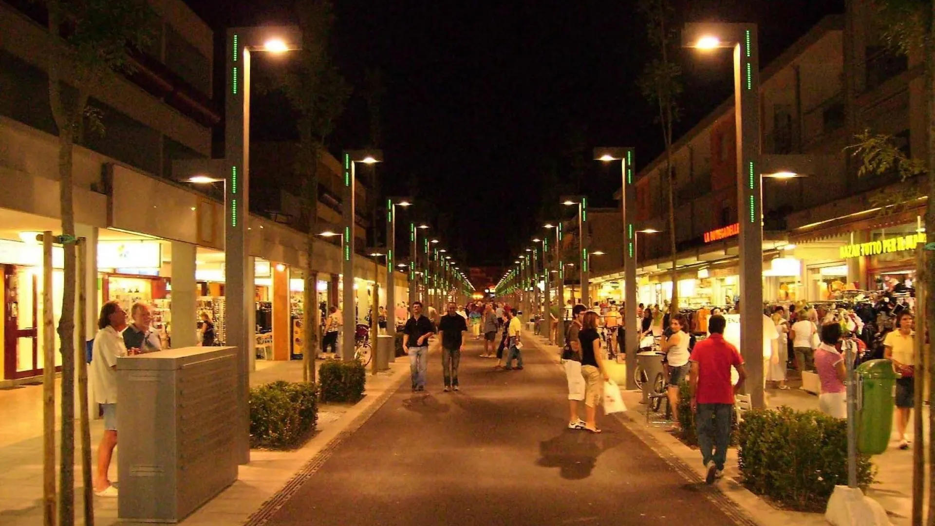Nice Apartment With Pool And Tennis Court - Beach Place Included By Beahost Bibione Italy