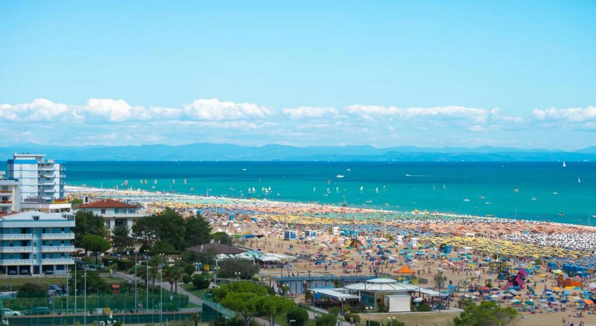 Nice Apartment With Pool And Tennis Court - Beach Place Included By Beahost Bibione 0*,  Italy